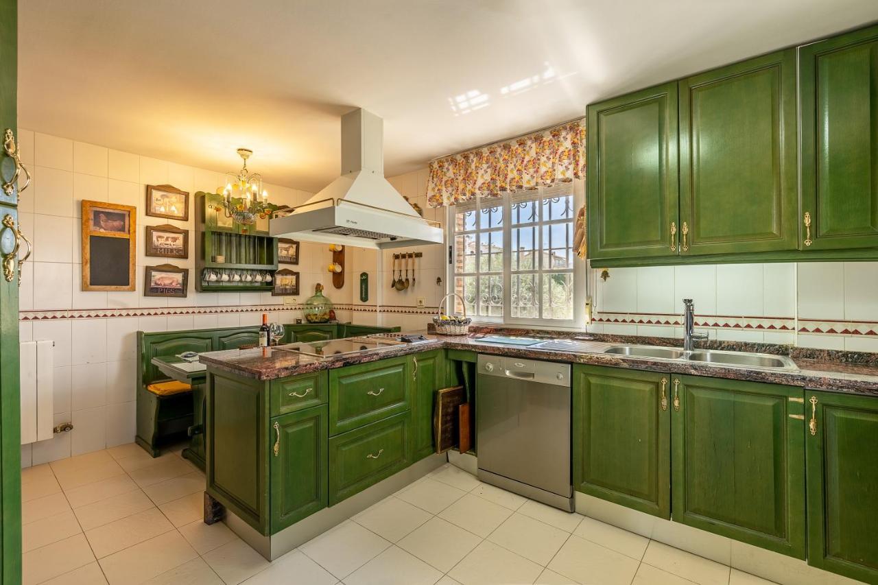 Cypress House Villa La Zubia  Dış mekan fotoğraf