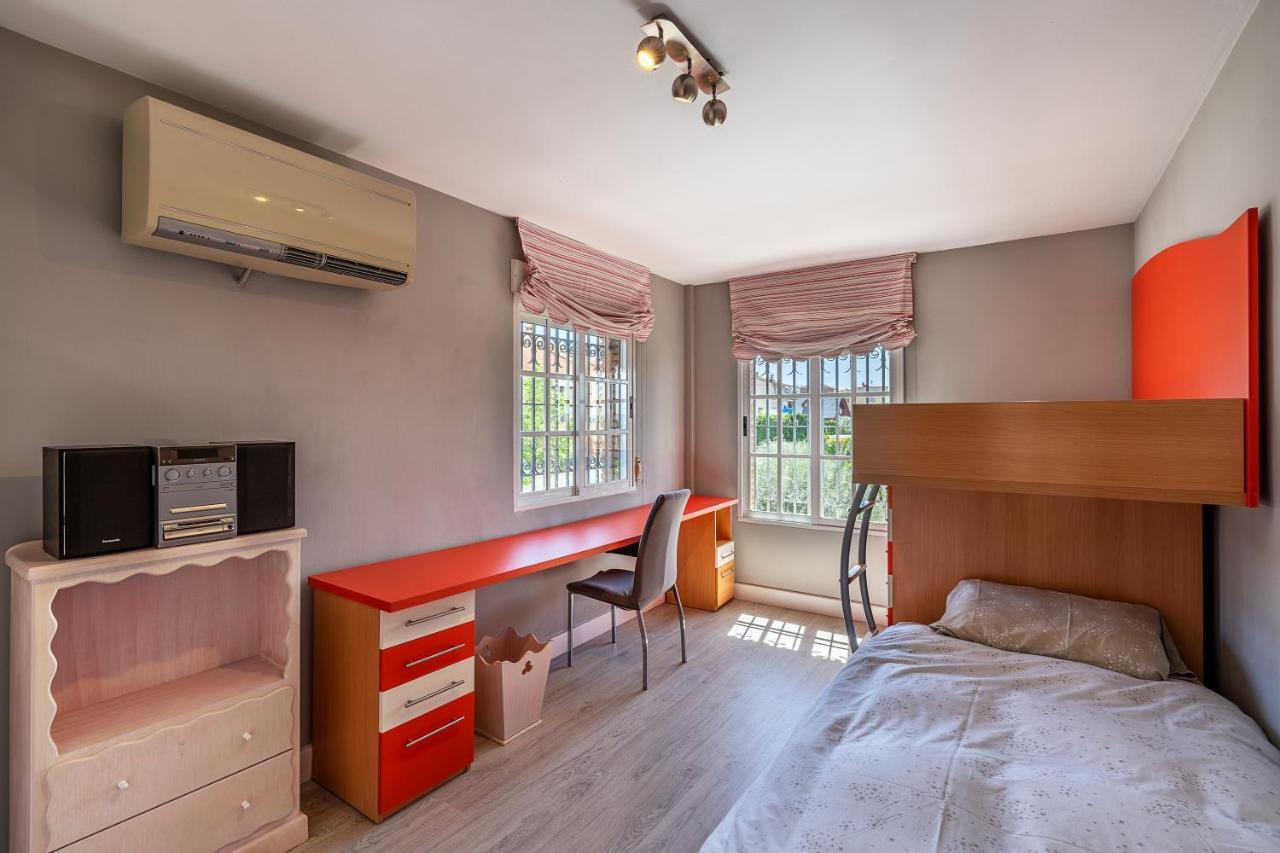 Cypress House Villa La Zubia  Dış mekan fotoğraf
