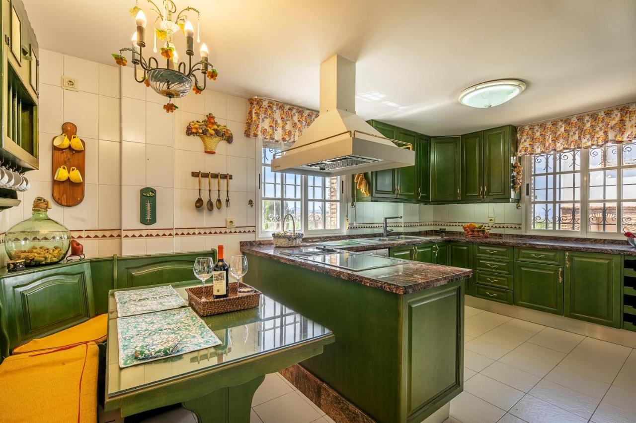 Cypress House Villa La Zubia  Dış mekan fotoğraf