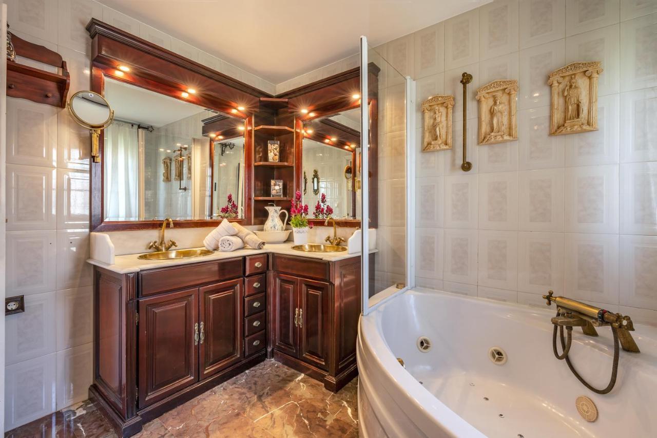 Cypress House Villa La Zubia  Dış mekan fotoğraf